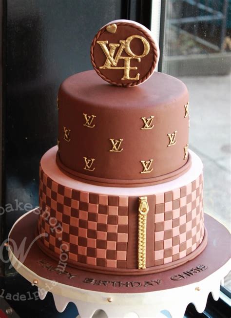 louis vuitton cake for him